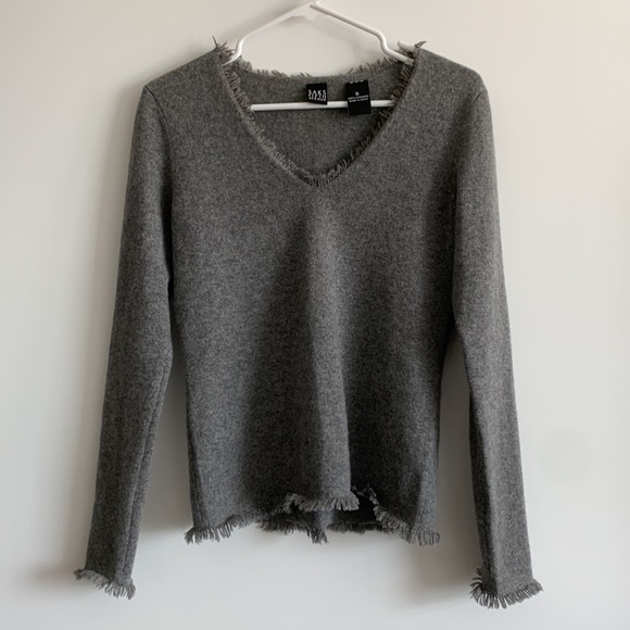Saks Fifth Avenue Sweaters - Saks Fifth Avenue 100% Cashmere Sweater Fringe Size Small